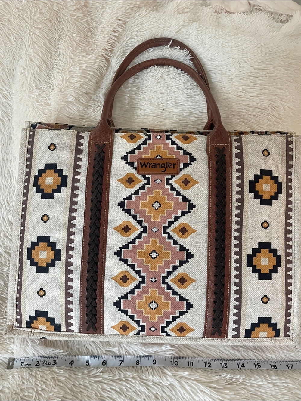 Wrangler Aztec Tote in Ivory and Brown with Mustard Accents